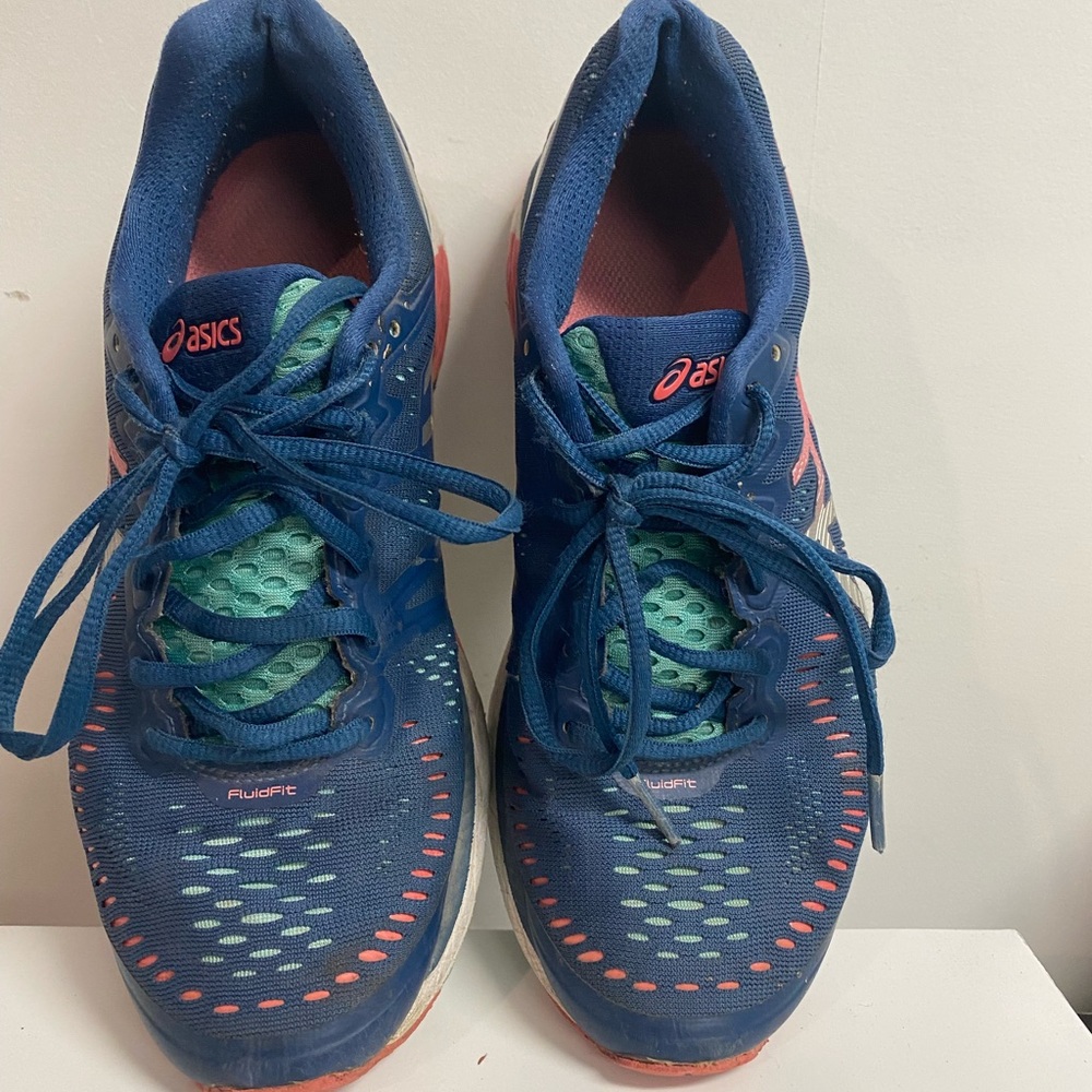 Womens ASICS Poseidon Silver Cockatoo Athletic Shoe.